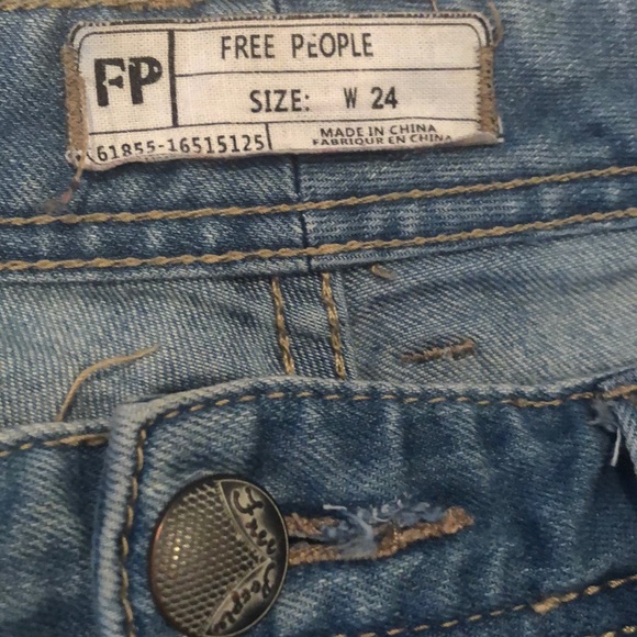 Free People Distressed Skinny Jean - Picture 3 of 3